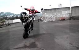 Video: Bike control tricks