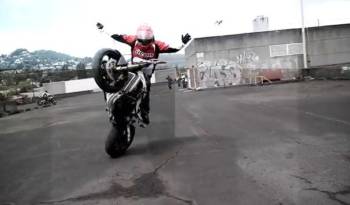 Video: Bike control tricks