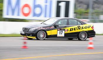 Wimmer RS Mercedes C63 AMG Dunlop Performance