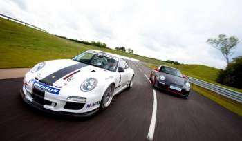 2011 Porsche 911 GT3 RS Cup race car