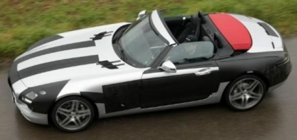 Mercedes SLS AMG Convertible spy photo