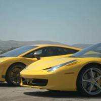 Video: Ferrari 458 Italia vs Lamborghini Gallardo Superleggera
