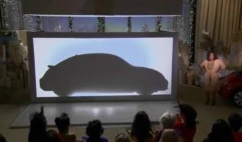 Oprah gives 2012 VW Beetle to each of her audience members