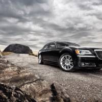 2011 Chrysler 300 new photos