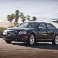 2011 Chrysler 300C interior