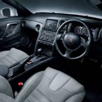 2012 Nissan GT-R 0 to 60 acceleration time