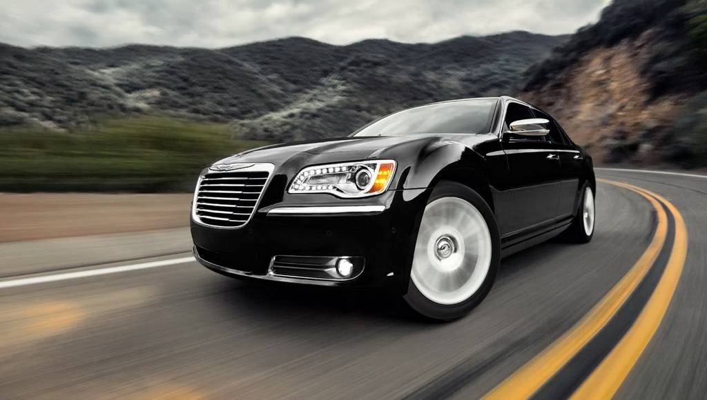2013 Chrysler 300 Hybrid info