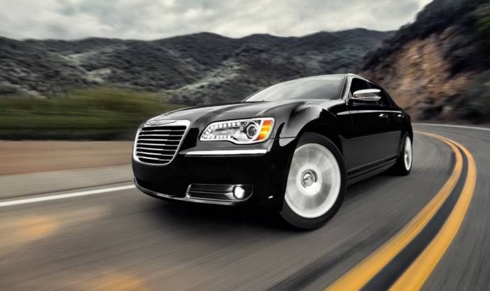 2013 Chrysler 300 Hybrid info