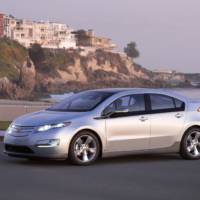 Chevy Volt wins 2011 North American Car of the Year