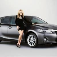 Kylie Minogue promotes Lexus CT 200h