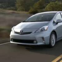 Toyota Prius V Video