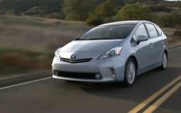 Toyota Prius V Video