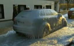 Video: Audi A3 Covered in Ice