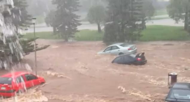 Video: Australian Flood Washing Away Cars in Parking Lot