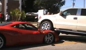 Video: Ferrari 458 Italia crashed by Ford F 150