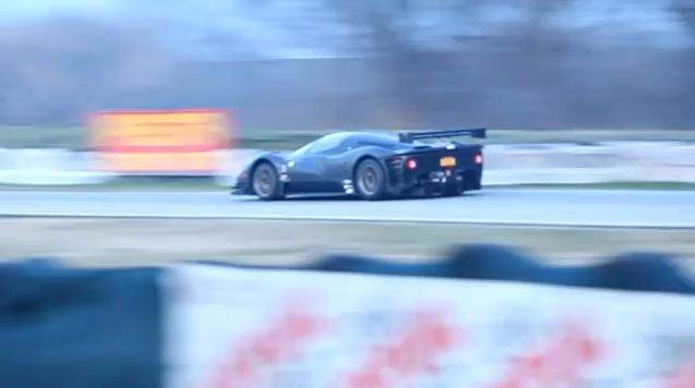 Video: Ferrari P4/5 Competizione on track