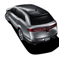 2012 Lincoln MKT Town Car and Limousine