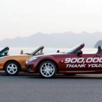 900000th Mazda MX5 Sets New World Record