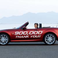 900000th Mazda MX5 Sets New World Record