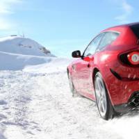 Ferrari FF in the snow