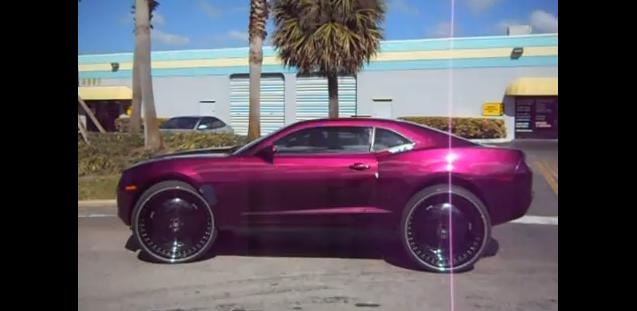 Video: Chevy Camaro on 30 inch wheels