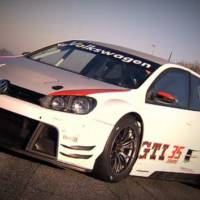 Video: Volkswagen Golf24