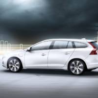 Volvo V60 Hybrid Photos and Details