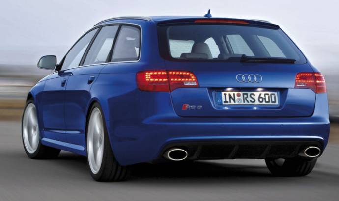 2012 Audi RS6 details