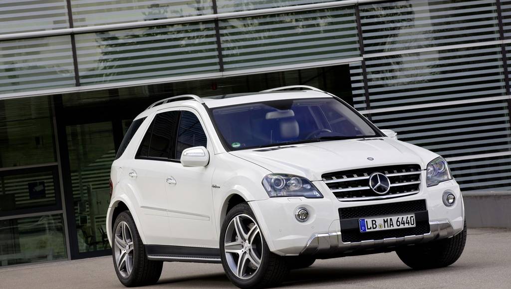 2012 Mercedes ML63 AMG details