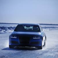 Audi RS6 with Nokian Tyres Beats Bentley World Record On Ice