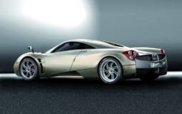 Pagany Huayra Roadster details