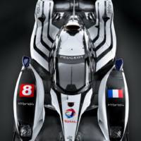 Peugeot 908 HYbrid4 LMP1 Racecar