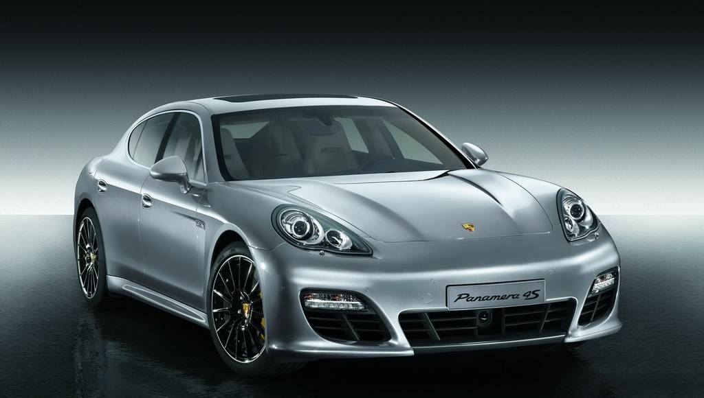 Porsche Panamera Turbo S Details