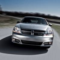 2012 Dodge Avenger RT - Photos and Details