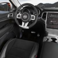 2012 Jeep Grand Cherokee SRT8 revealed in New York