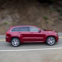 2012 Jeep Grand Cherokee SRT8 revealed in New York