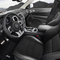 2012 Jeep Grand Cherokee SRT8 revealed in New York
