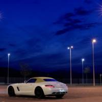 2012 Mercedes SLS AMG Roadster - Price and Specs