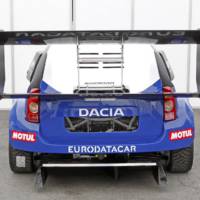 Renault unveils 850 HP Prototype, Dacia Duster No Limit