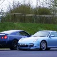 Video: 2011 Porsche 911 Turbo S  vs 2012 Nissan GTR