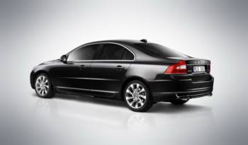 Volvo S80 Executive and V70 R Design