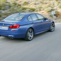 2012 BMW M5 Official Photos and Specs