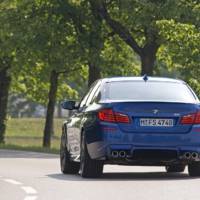 2012 BMW M5 Official Photos and Specs