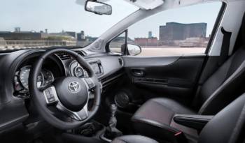 2012 Toyota Yaris Photos