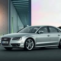 2012 Audi S8