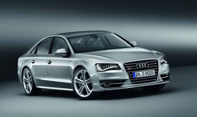 2012 Audi S8