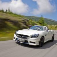 2012 Mercedes SLK55 AMG - Photos and Details