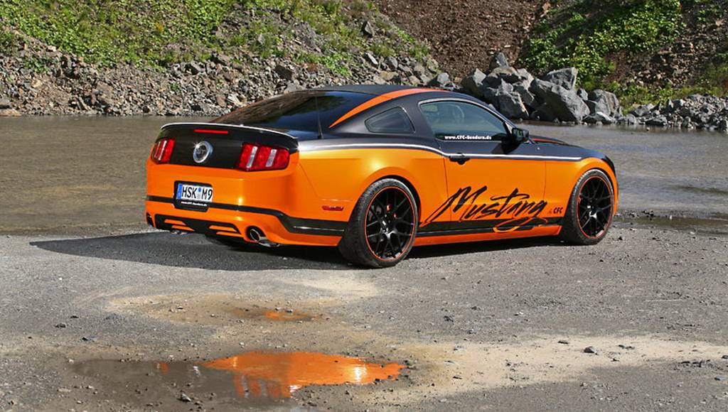 2011 Ford Mustang by Design World | CarSession