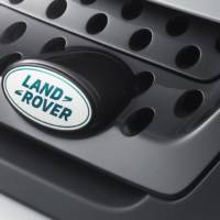 2011 IAA: Land Rover Defender DC100