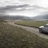 2011 IAA: Land Rover Defender DC100